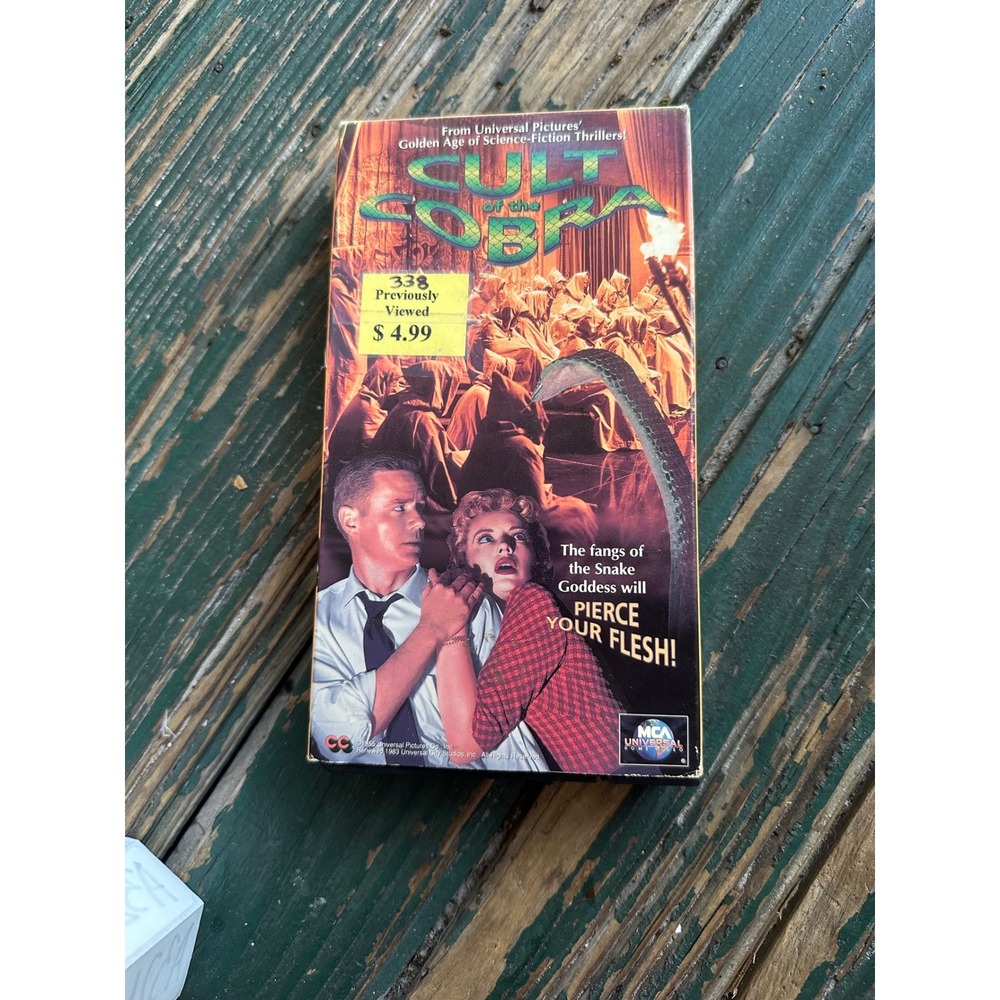 Cult of the Cobra VHS 1955 Horror Sci-Fi Faith Domergue MCA Universal A3257